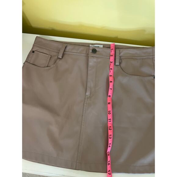 Kensie Tan Faux Vegan Leather Mini Skirt Women's Size 14 concerts festivals - Picture 5 of 6